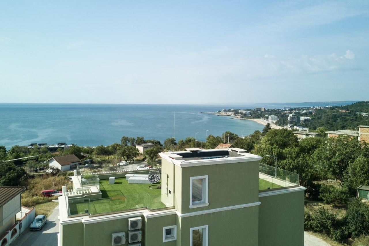 Sea Lounge Aparthotel Varna Bagian luar foto
